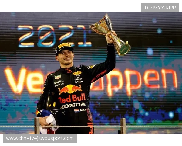 维斯塔潘戏耍对手：太简单