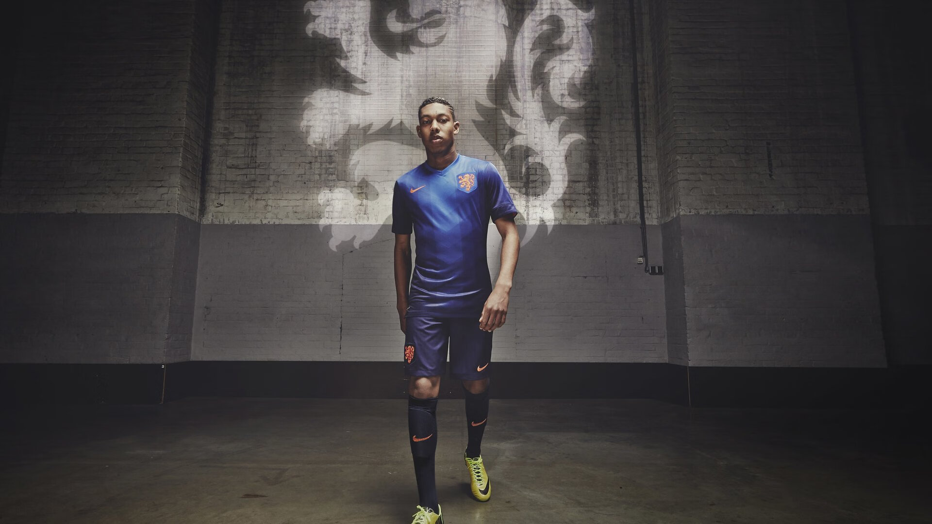 九游官网首页-球员在中超中以出色定位球技巧成为制胜法宝,中超球员跑动距离查询